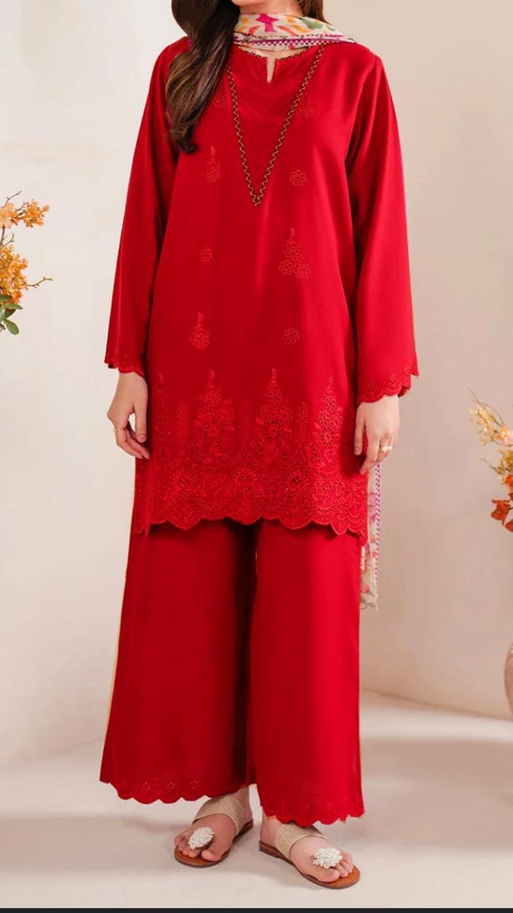 SAPPHIRE EMBROIDERED LAWN 3 PC