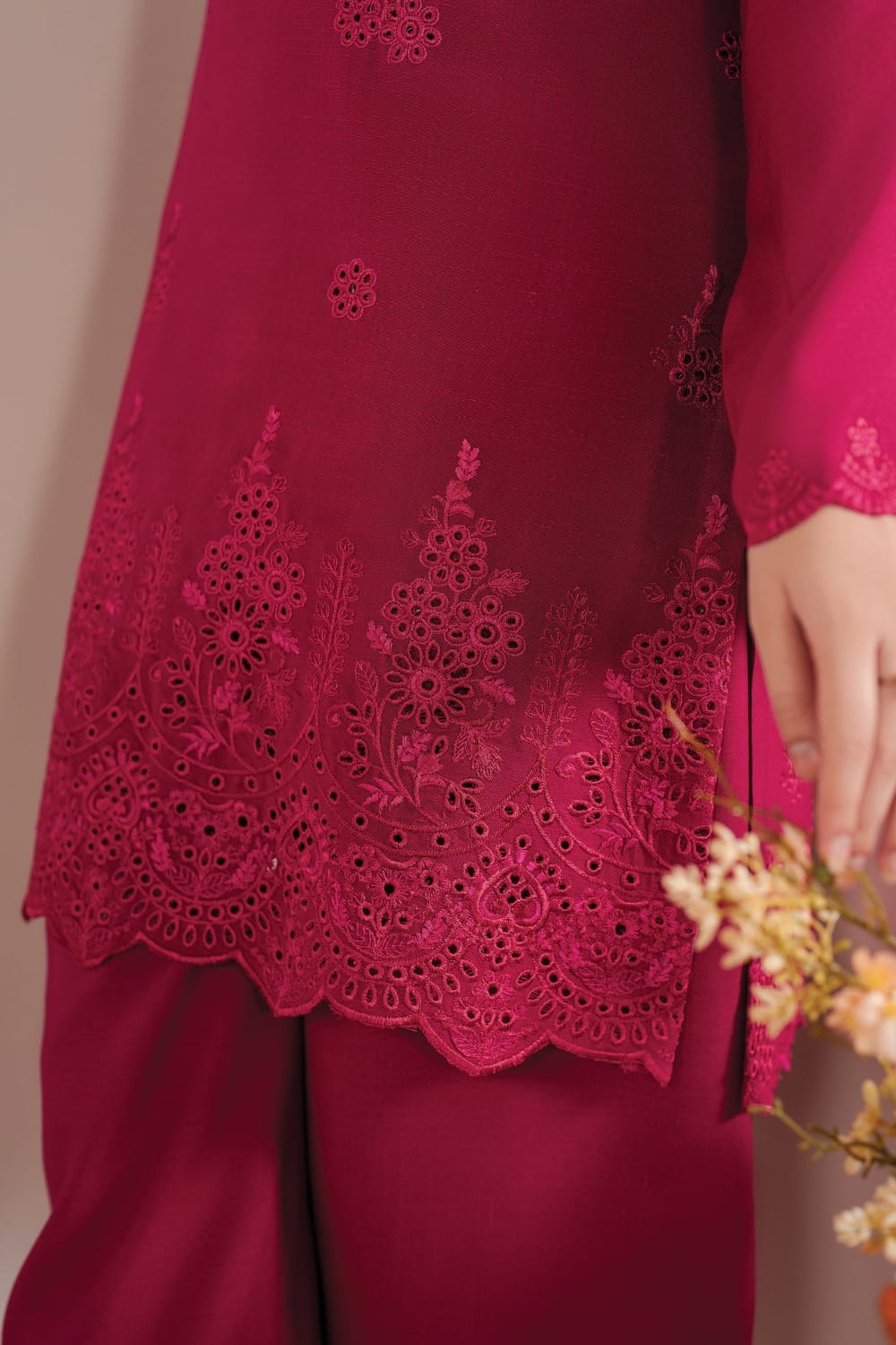 SAPPHIRE EMBROIDERED LAWN 3 PC